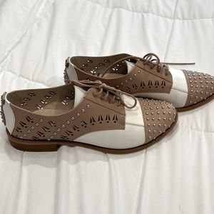 Sam Edelman Flat loafers, tan and white studded